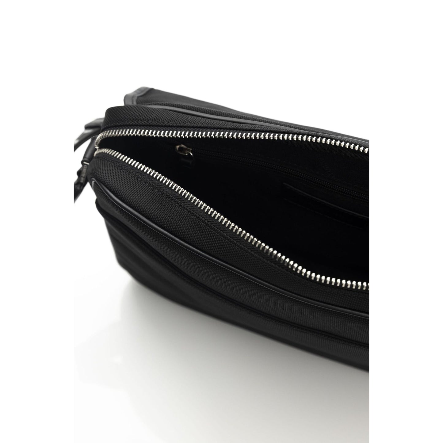 Cerruti 1881 Black